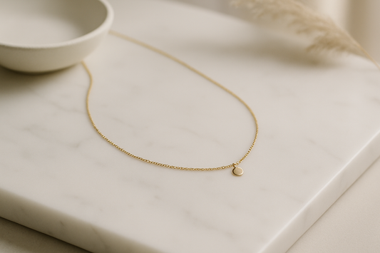 The Complete Guide to Minimalist Jewellery