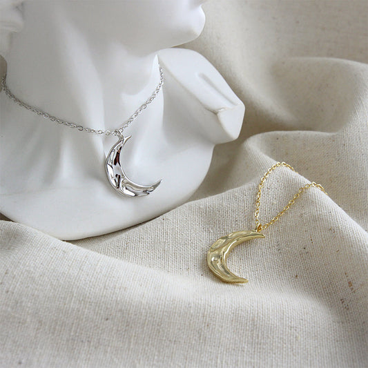925 Sterling Silver Crescent Moon Necklace
