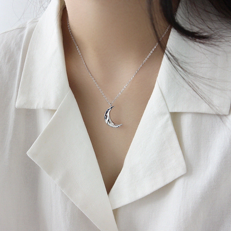 925 Sterling Silver Crescent Moon Necklace