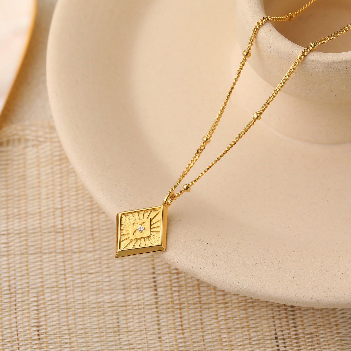 925 Sterling Silver Rhombus Necklace